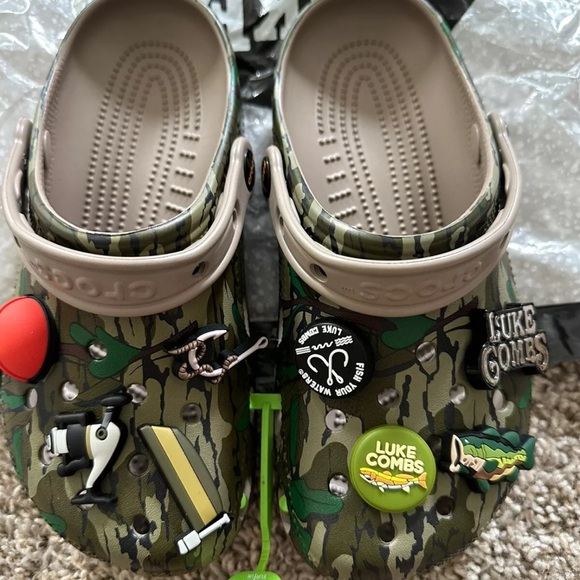 LUKE COMBS X CROCS Bootlegger CLASSIC CLOG Mossy Oak Camo M4/W6 & M5/W7 - Picture 2 of 11
